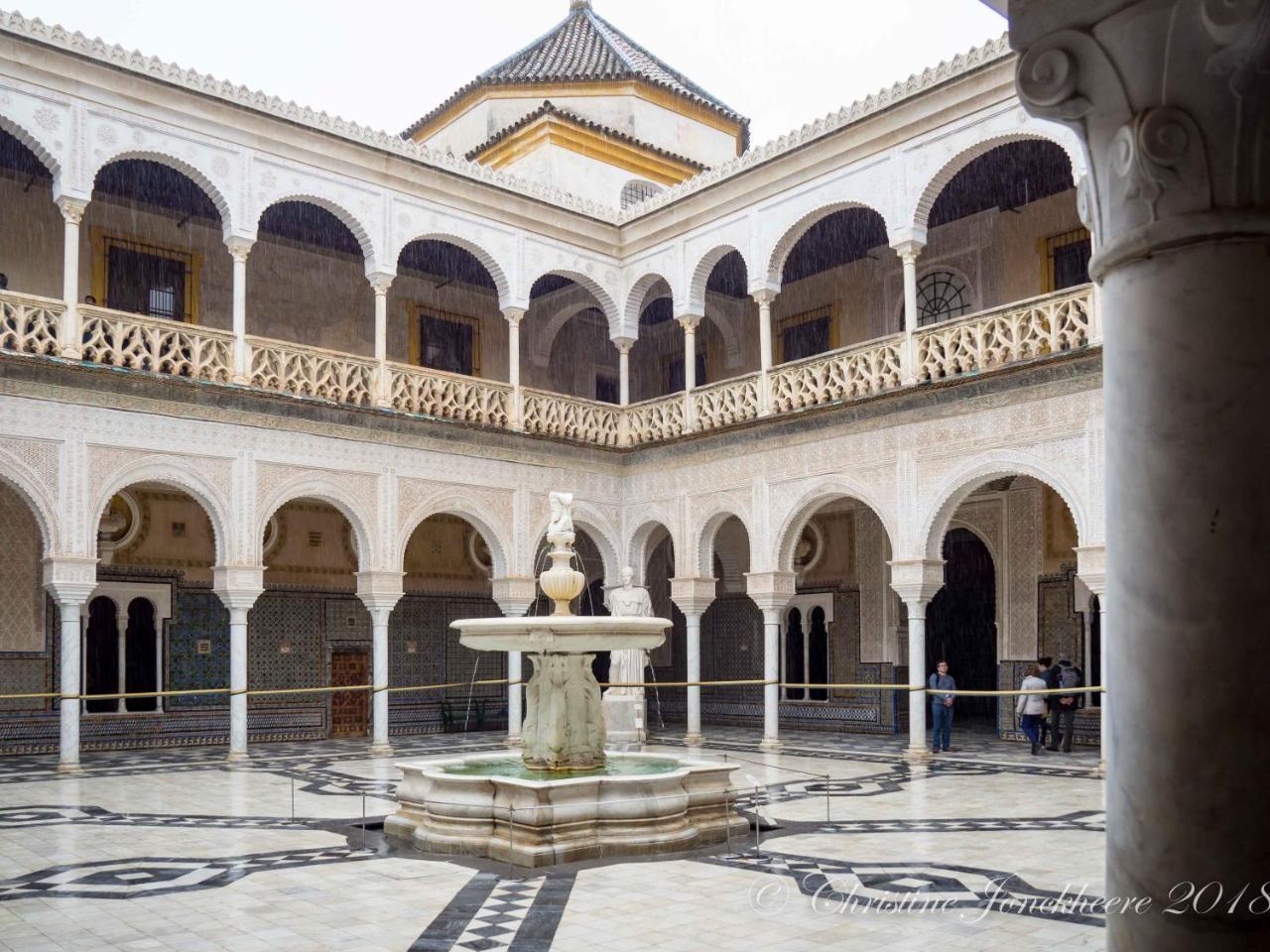Apartamentos Rg Plaza De Espana Seville Exterior photo
